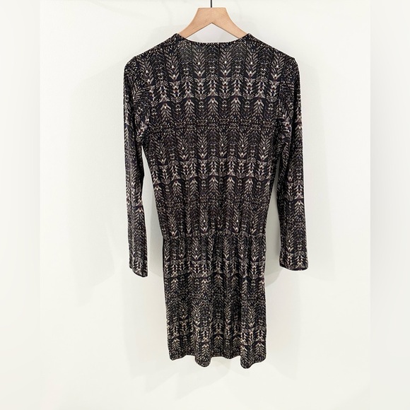 Veronica M Long Sleeve V-Neck Jersey Knit Dress Black Size Medium - Picture 5 of 5